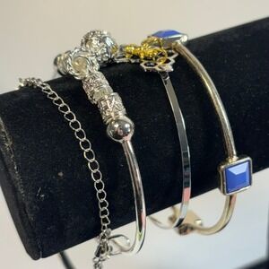 Bracelets Blue Gem Bee Charm Bangle Stackable Set Lot Of 4 Silver Tone